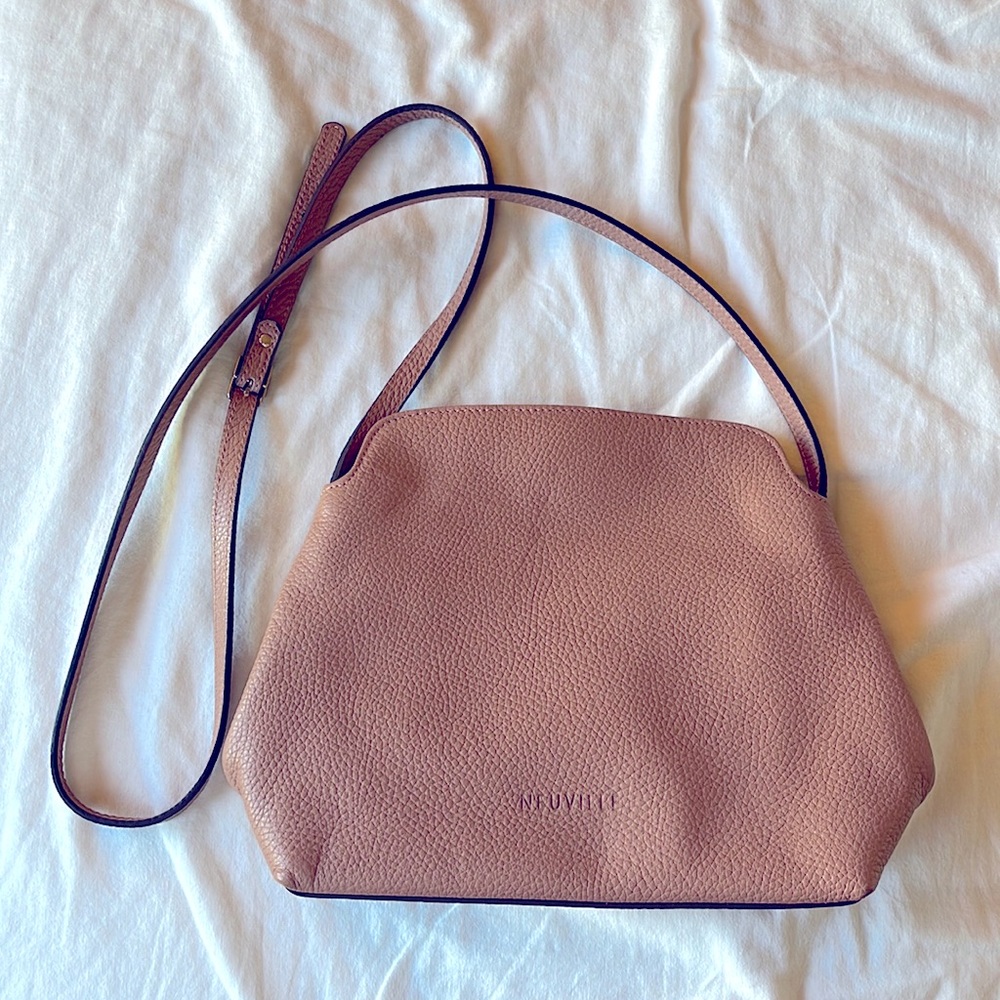 SOLD! 🫶🏼 NEUVILLE blushing pink crossbody
